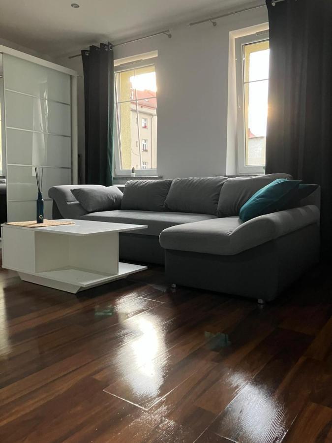 Apartament Centrum Wałbrzych Esterno foto