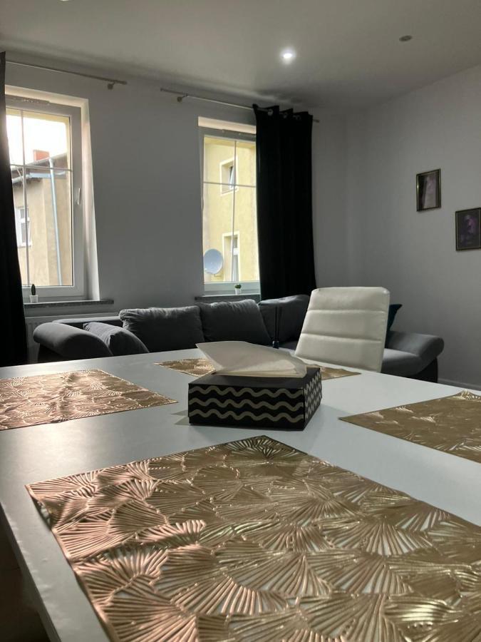 Apartament Centrum Wałbrzych Esterno foto